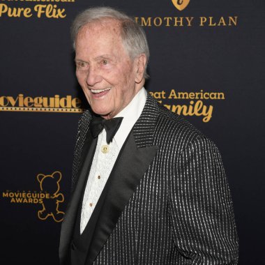 Hollywood, CA USA - 9 Şubat 2024: Pat Boone Hollywood 'da 31. Yıllık Film Rehberi Ödüllerine katıldı.