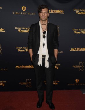 Hollywood, CA USA - 9 Şubat 2024: Joel Smallbone Hollywood 'da 31. Yıllık Film Rehberi Ödüllerine katıldı.