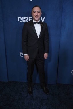 Beverly Hills, CA USA - 10 Mart 2024: İsim Yıldızlarla birlikte DIRECTV yayınına katılıyor.