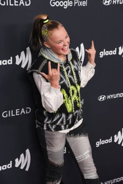 Beverly Hills, CA USA - 14 Mart 2024: JoJo Siwa 35. Yıllık GLAAD Ödüllerine katıldı.