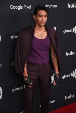 Beverly Hills, CA USA - 14 Mart 2024: Ronnie Woo 35. Yıllık GLAAD Ödüllerine katıldı.