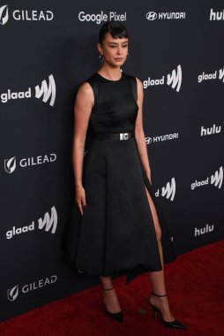 Beverly Hills, CA USA - 14 Mart 2024: Courtney Eaton 35. Yıllık GLAAD Ödüllerine katıldı.