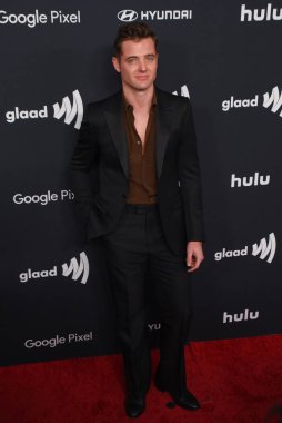 Beverly Hills, CA USA - 14 Mart 2024: Robbie Rogers 35. Yıllık GLAAD Ödüllerine katıldı.