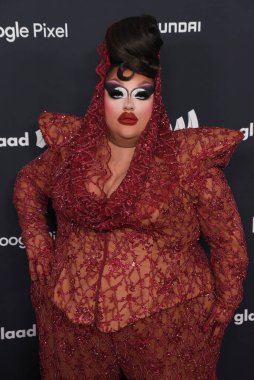 Beverly Hills, CA USA - 14 Mart 2024: Isabelle Brooks 35. Yıllık GLAAD Ödüllerine katıldı.