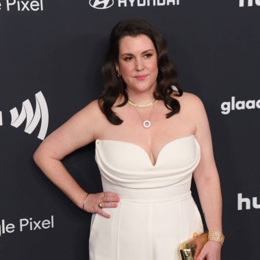 Beverly Hills, CA USA - 14 Mart 2024: Melanie Lynskey 35. Yıllık GLAAD Ödüllerine katıldı.