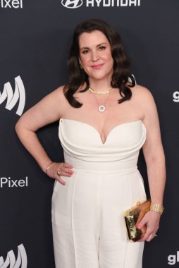 Beverly Hills, CA USA - 14 Mart 2024: Melanie Lynskey 35. Yıllık GLAAD Ödüllerine katıldı.