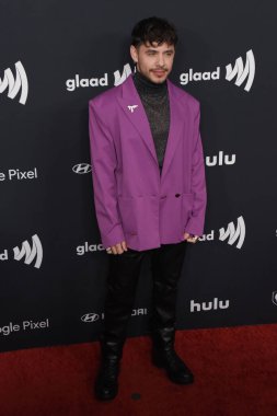 Beverly Hills, CA USA - 14 Mart 2024: David Archuleta 35. Yıllık GLAAD Ödüllerine katıldı.