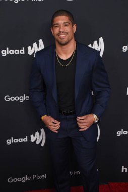 Beverly Hills, CA USA - 14 Mart 2024: Anthony Bowens 35. Yıllık GLAAD Ödüllerine katıldı.