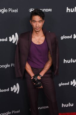 Beverly Hills, CA USA - 14 Mart 2024: Ronnie Woo 35. Yıllık GLAAD Ödüllerine katıldı.