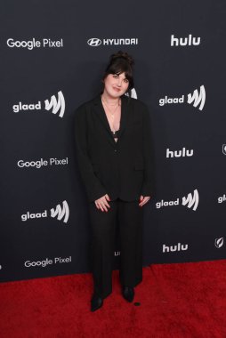 Beverly Hills, CA USA - 14 Mart 2024: Ilana Wolpert 35. Yıllık GLAAD Ödüllerine katıldı.