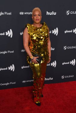 Beverly Hills, CA USA - 14 Mart 2024: Bitmeyen Nina 35. Yıllık GLAAD Ödüllerine katıldı.