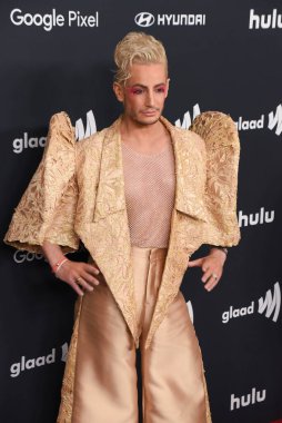 Beverly Hills, CA USA - 14 Mart 2024: Frankie Grande 35. Yıllık GLAAD Ödüllerine katıldı.