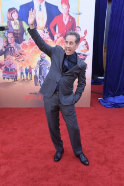 Hollywood, CA USA - 30 Nisan 2024: Jerry Seinfeld Netflix 'in Dondurulmamış.