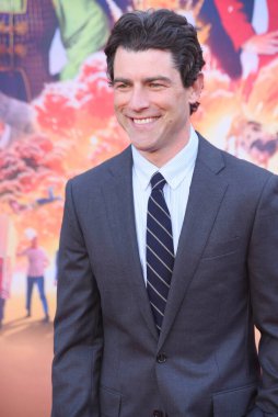 Hollywood, CA USA - 30 Nisan 2024: Max Greenfield Netflix 'in Dondurulmamış.