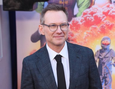 Hollywood, CA USA - 30 Nisan 2024: Christian Slater Netflix 'in Buzsuz filminin galasına katıldı.