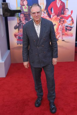 Hollywood, CA USA - 30 Nisan 2024: Michael Richards Netflix 'in Dondurulmamış.