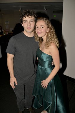 Burbank, CA USA - 2 Mayıs 2024: Bryce Gheisar, Jillian Shea Spaeder, The Noise adlı kısa filmin gösterimine katıldı.