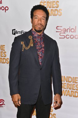 Burbank, CA USA - 15 Mayıs 2023: Rico E. Anderson 14. Bağımsızlık Serisi Ödüllerine katıldı.
