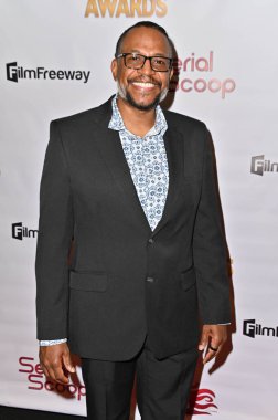 Burbank, CA USA - 15 Mayıs 2023: Ric de Barros 14. Bağımsızlık Serisi Ödüllerine katıldı.