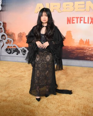 Hollywood, CA USA - 15 Şubat 2024: Thalia Tran Netflix 'in Avatar Son Hava Bükücü filminin galasına katıldı.