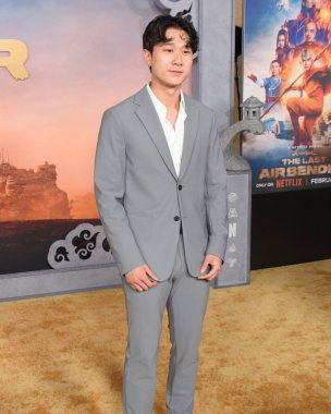 Hollywood, CA USA - 15 Şubat 2024: Sam Song Li Netflix 'in Avatar' ı Son Hava Bükücü 'nün galasına katıldı.