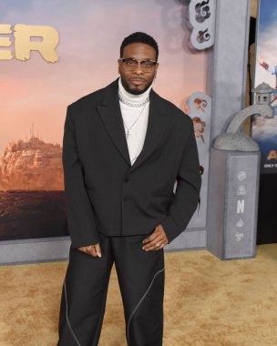 Hollywood, CA USA - 15 Şubat 2024: Kel Mitchell Netflix 'in Avatar Son Hava Bükücü filminin galasına katıldı.