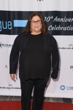 Beverly Hills, CA USA - 17 Mayıs 2023: Ricka Kelsch Dans ve Diyaloglar 10. Yıldönümü partisine katıldı