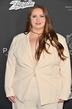 Venice, CA USA - 20 Temmuz 2024: Hayley Herms Whoopi ile Akşam Yemeğine Katılıyor