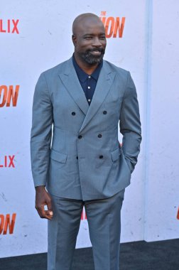 Hollywood, CA USA - 12 Ağustos 2024: Mike Colter Netflix 'in The Union galasına katıldı.