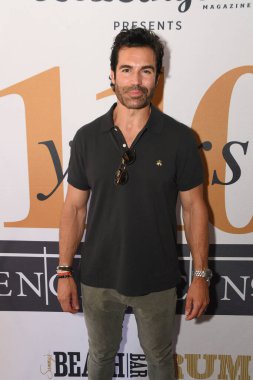 Los Angeles, CA USA - 24 Temmuz 2023 Jordi Vilasuso, Rick Springfield ile birlikte 28 Numaralı Motor Co.