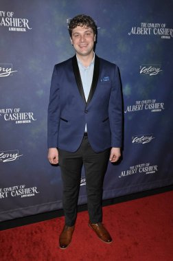 Burbank, CA USA - 7 Eylül 2024: Brett Calo, Albert Kasiyerinin Koloni Tiyatrosu 'ndaki açılış gecesine katıldı.