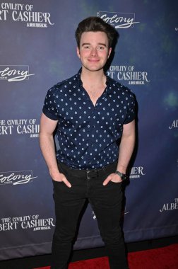 Burbank, CA USA - 7 Eylül 2024: Chris Colfer, Albert Kasiyerinin Koloni Tiyatrosu 'ndaki açılış gecesine katıldı.