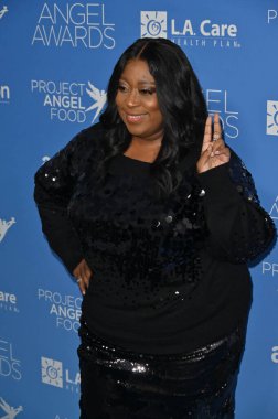 Los Angeles, CA USA - 28 Eylül 2024: Loni Love Angel Food 'un 2024 Angel Ödülleri Projesine katıldı.