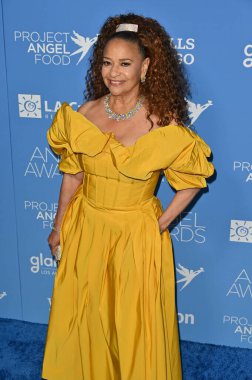 Los Angeles, CA USA - September 28, 2024: Debbie Allen attends Project Angel Food's 2024 Angel Awards. clipart