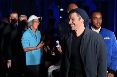 Hollywood CA USA - 13 Kasım 2024: Paul Telfer Los Angeles 'taki Mavi Ceket Moda Gösterisine katıldı.