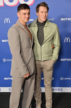 Hollywood, CA USA - 11 Aralık 2024: Tom Daley, Dustin Lance Black 2024 Out 100 kutlamasına katıldı.