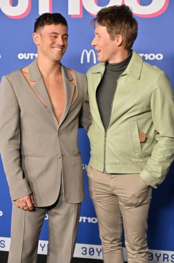 Hollywood, CA USA - 11 Aralık 2024: Tom Daley, Dustin Lance Black 2024 Out 100 kutlamasına katıldı.