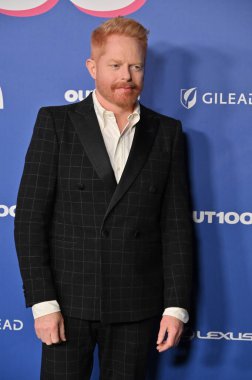 Hollywood, CA USA - 11 Aralık 2024: Jesse Tyler Ferguson 2024-100 Kutlamasına katıldı.