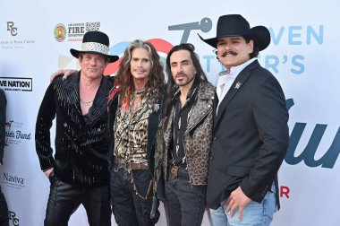 Hollywood CA USA - 2 Şubat 2025: Patrick Lawler, Janie GRAMMY Ödülleri İzleme Partisi için Steven Tyler 'ın 6.