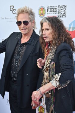 Hollywood CA USA - 2 Şubat 2025: Patrick Lawler, Janie GRAMMY Ödülleri İzleme Partisi için Steven Tyler 'ın 6.