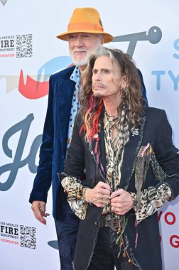 Hollywood CA USA - 2 Şubat 2025: Patrick Lawler, Janie GRAMMY Ödülleri İzleme Partisi için Steven Tyler 'ın 6.