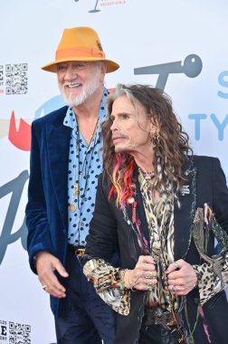 Hollywood CA USA - 2 Şubat 2025: Patrick Lawler, Janie GRAMMY Ödülleri İzleme Partisi için Steven Tyler 'ın 6.