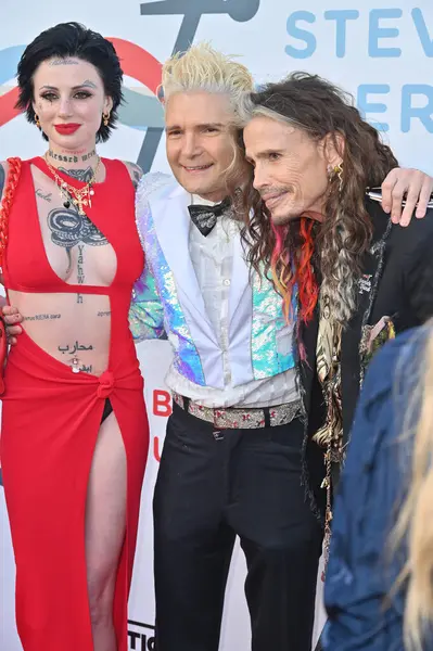 Hollywood CA USA - 2 Şubat 2025: Patrick Lawler, Janie GRAMMY Ödülleri İzleme Partisi için Steven Tyler 'ın 6.