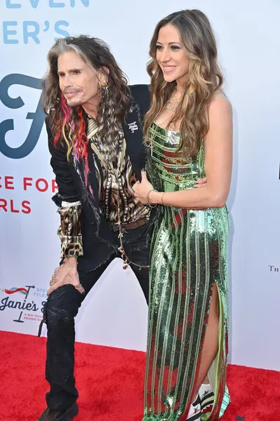 Hollywood CA USA - 2 Şubat 2025: Patrick Lawler, Janie GRAMMY Ödülleri İzleme Partisi için Steven Tyler 'ın 6.