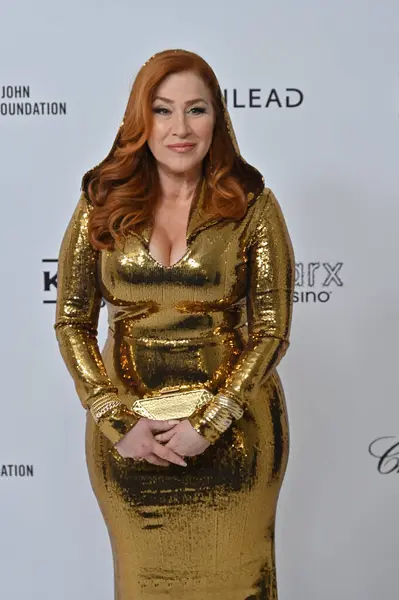 Batı Hollywood, CA USA - 2 Mart 2025: Lisa Ann Walter 33. Geleneksel Elton John AIDS Vakfı Akademisi İzleme Partisine katıldı