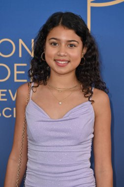 Los Angeles, CA USA - 15 Mart 2025: Kari Wahlgren 3. Yıllık Çocuk ve Aile Emmy Ödülleri 'ne katıldı