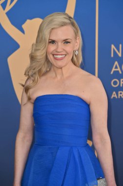 Los Angeles, CA USA - 15 Mart 2025: Kari Wahlgren 3. Yıllık Çocuk ve Aile Emmy Ödülleri 'ne katıldı