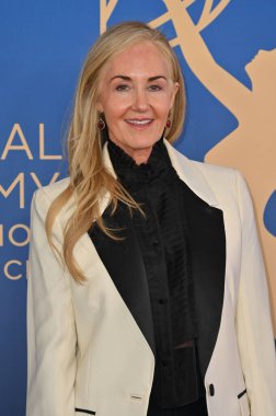 Los Angeles, CA USA - 15 Mart 2025: Ozlem Akturk, Rob Shaw, Jason Wyatt, Stephanie Sperber, Matt Hutchinson, Rachel Larsen, Michael Kaufman, Sara Crowley, Leah Gotcsik, Samia Kanaan, Odessa Azion 3.