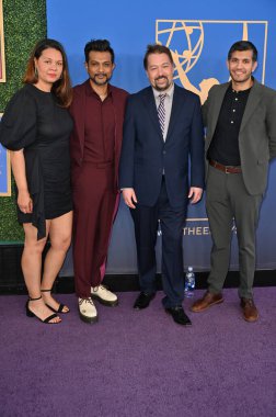 Los Angeles, CA USA - 15 Mart 2025: Ozlem Akturk, Rob Shaw, Jason Wyatt, Stephanie Sperber, Matt Hutchinson, Rachel Larsen, Michael Kaufman, Sara Crowley, Leah Gotcsik, Samia Kanaan, Odessa Azion 3.