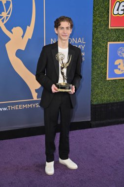 Los Angeles, CA USA - 15 Mart 2025: Jacob Tremblay 3. Geleneksel Çocuk ve Aile Emmy Ödülleri 'ne katıldı